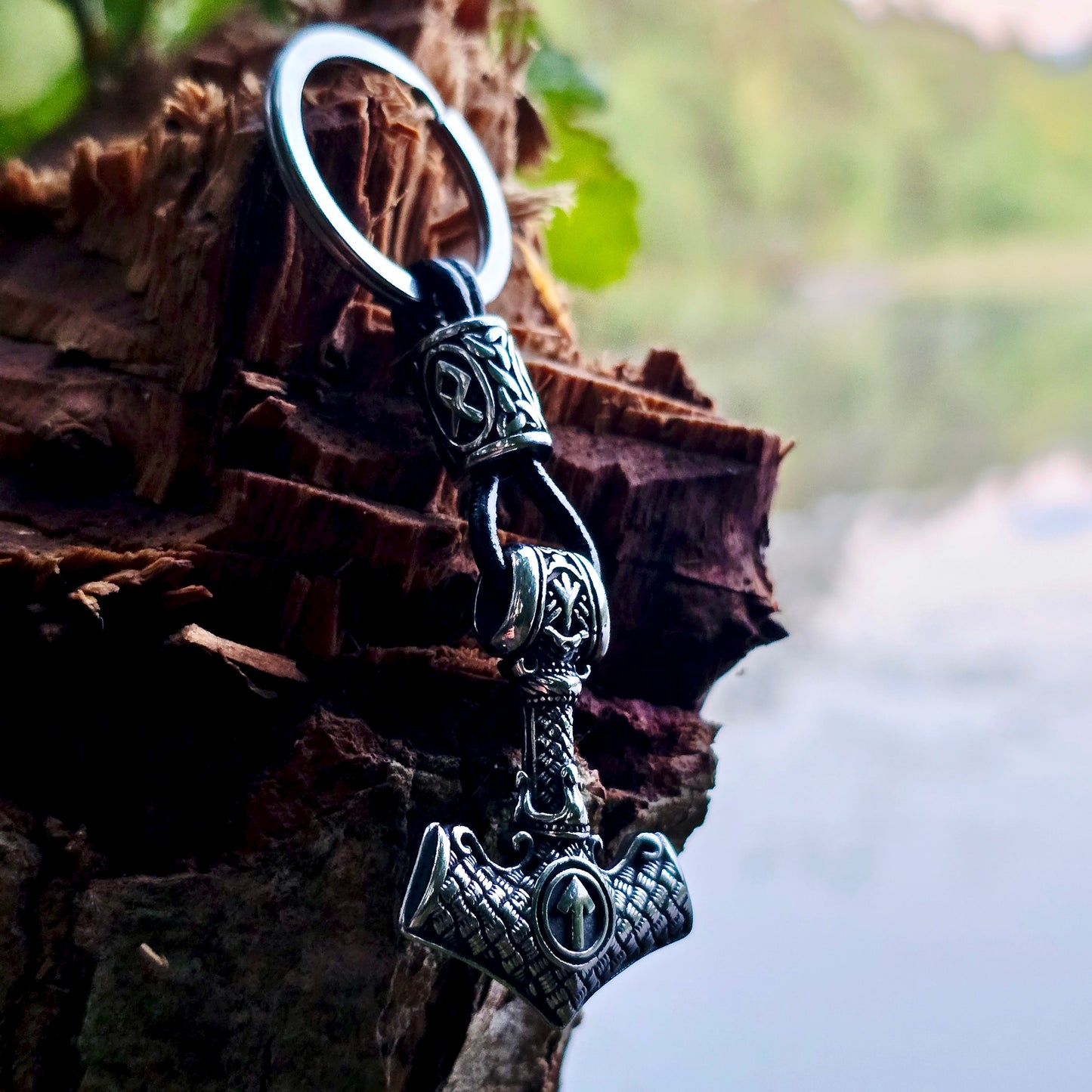 Keychain "Mjölnir Valknut" – Silver Edition