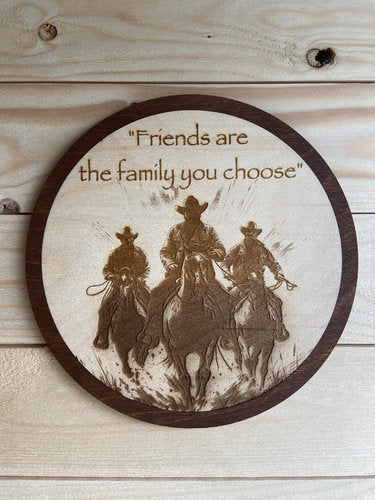 Väggdekoration "Friends are the Family you choose"