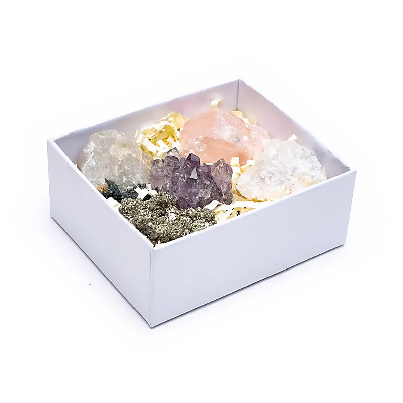 Presentset med 5 råa mineralstenar