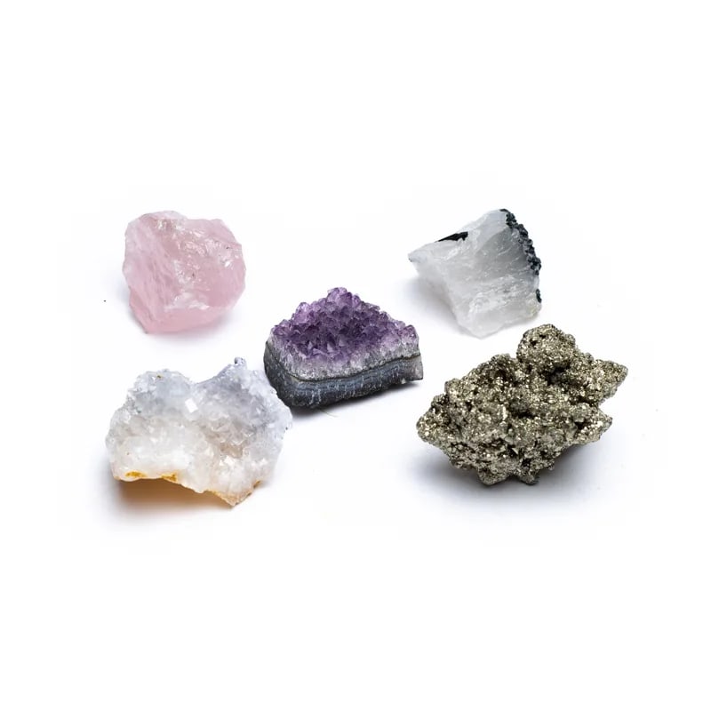 Presentset med 5 råa mineralstenar