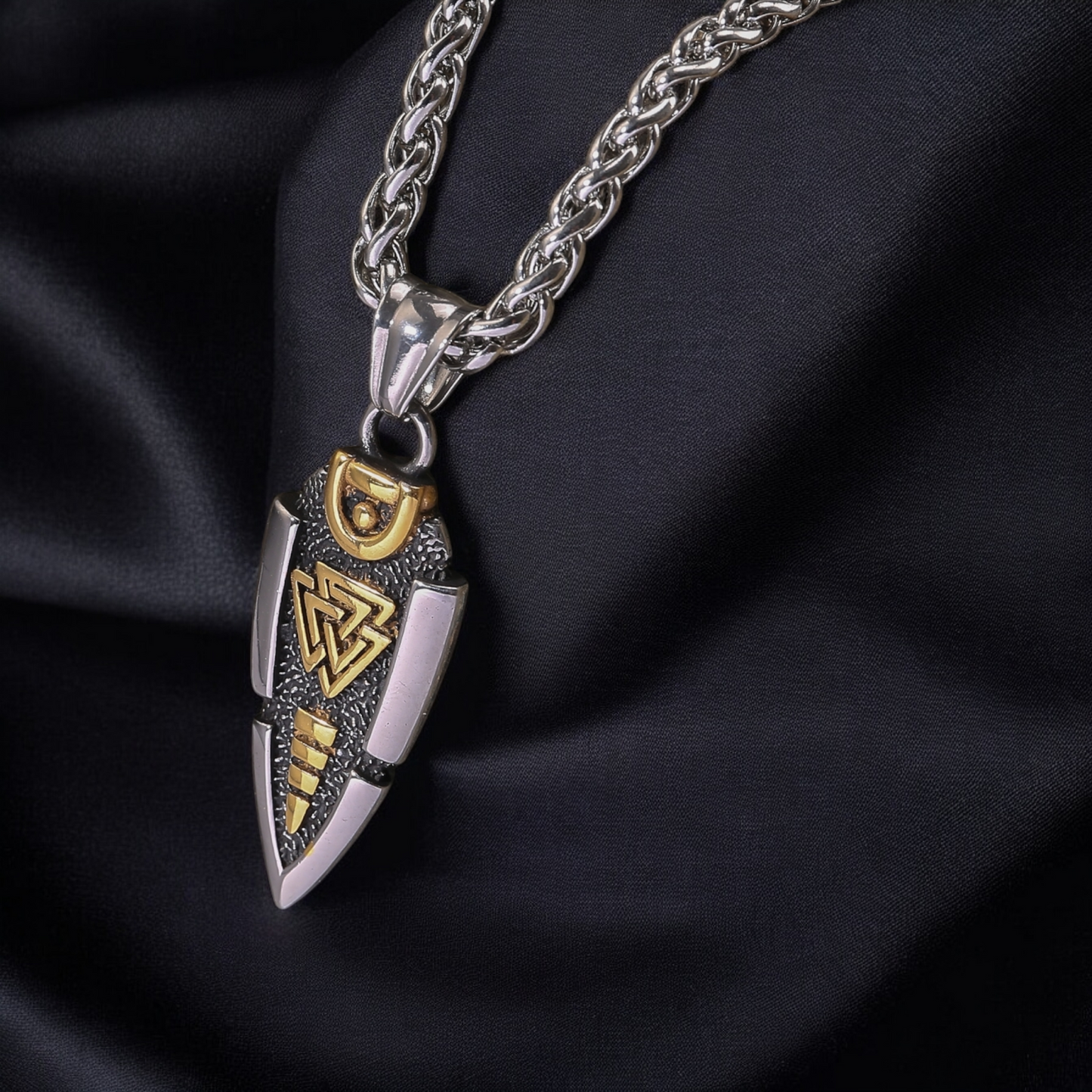 Necklace "Valknut-Arrowhead" (2025)