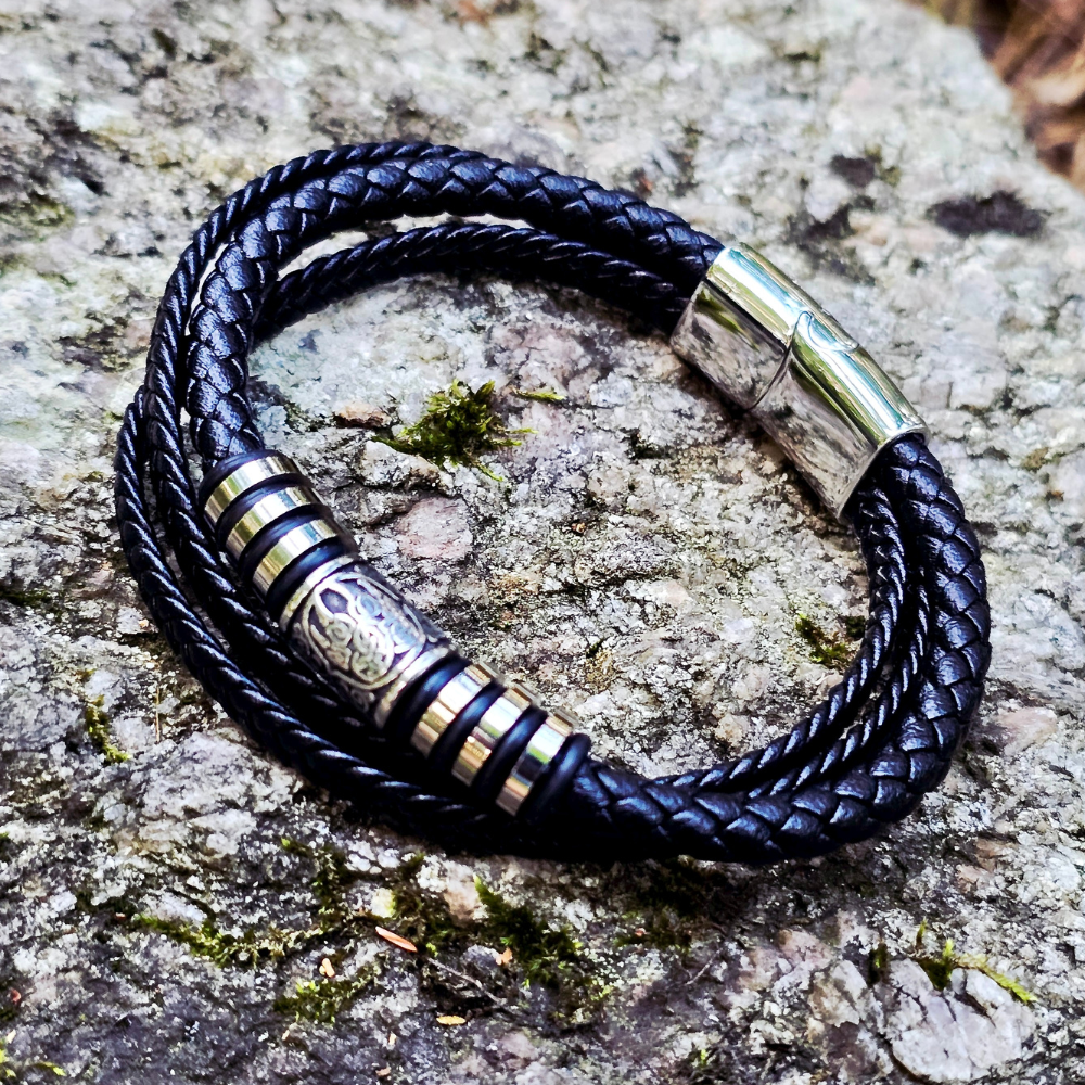 Bracelet "Wolf Paw triple"
