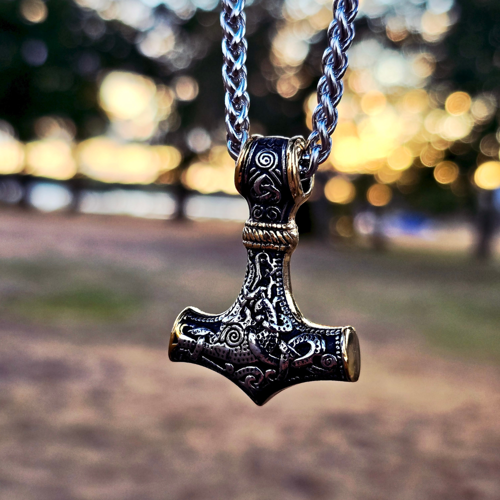 Necklace "Mjölnir Asgard-Knot" (2025) 