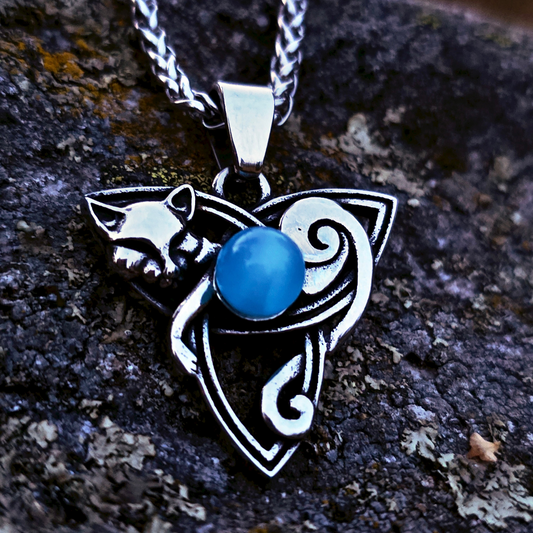 Necklace "Freya's cat"