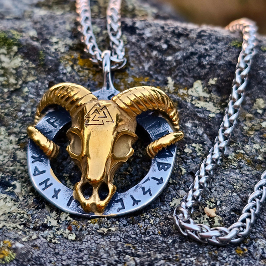 Necklace "Grissnir"