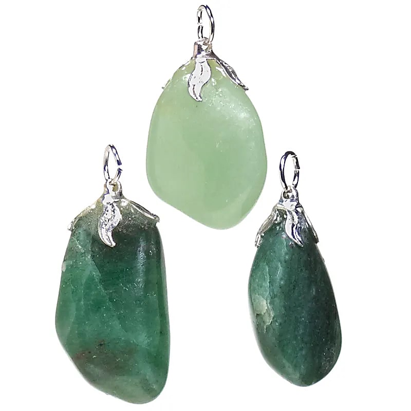 Pendant in green aventurine