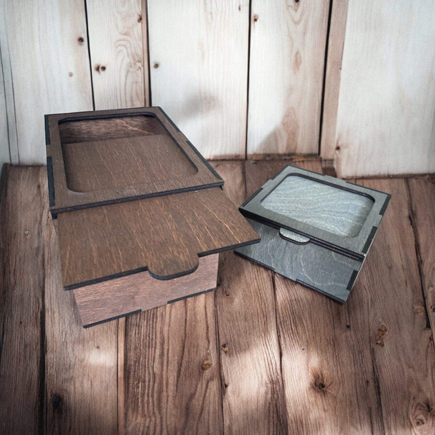 Box with sliding lid - oiled - different sizes