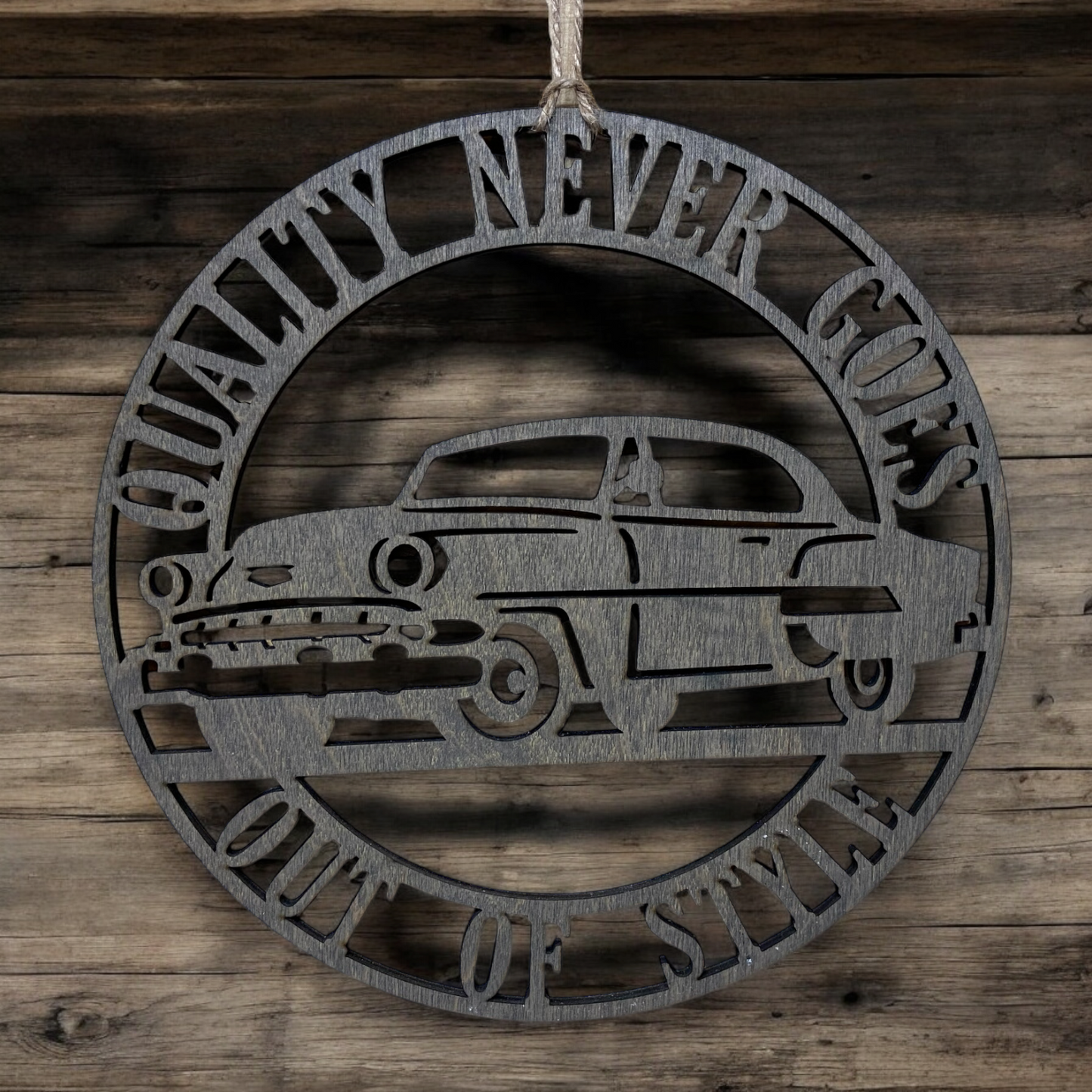 🏎️ Wanddekoration – "Quality never goes out of style" 🛠️✨