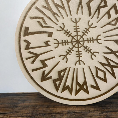Viking Shield with Runes &amp; Viking Compass - Type 1, Vers. 2