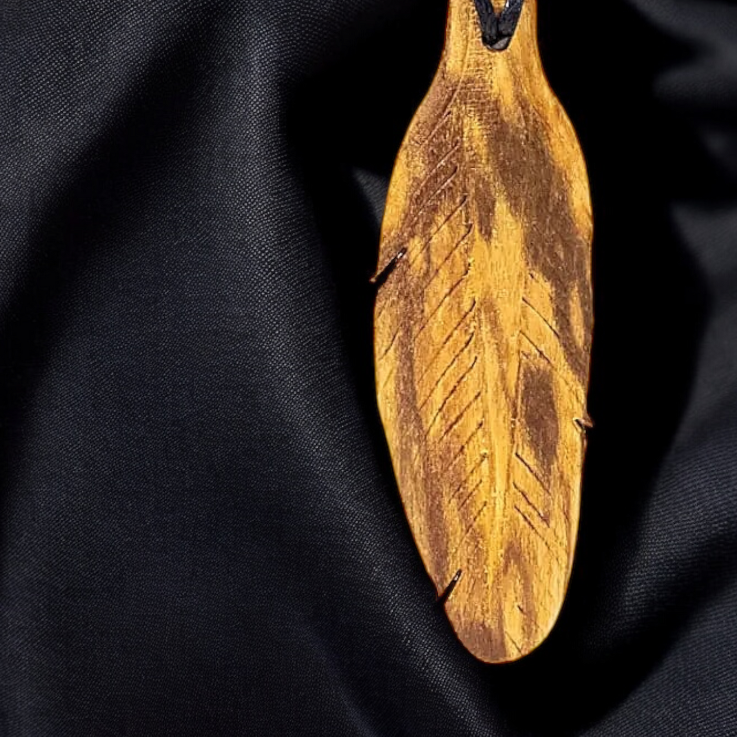Halsband Palo Santo Fjäder - liten