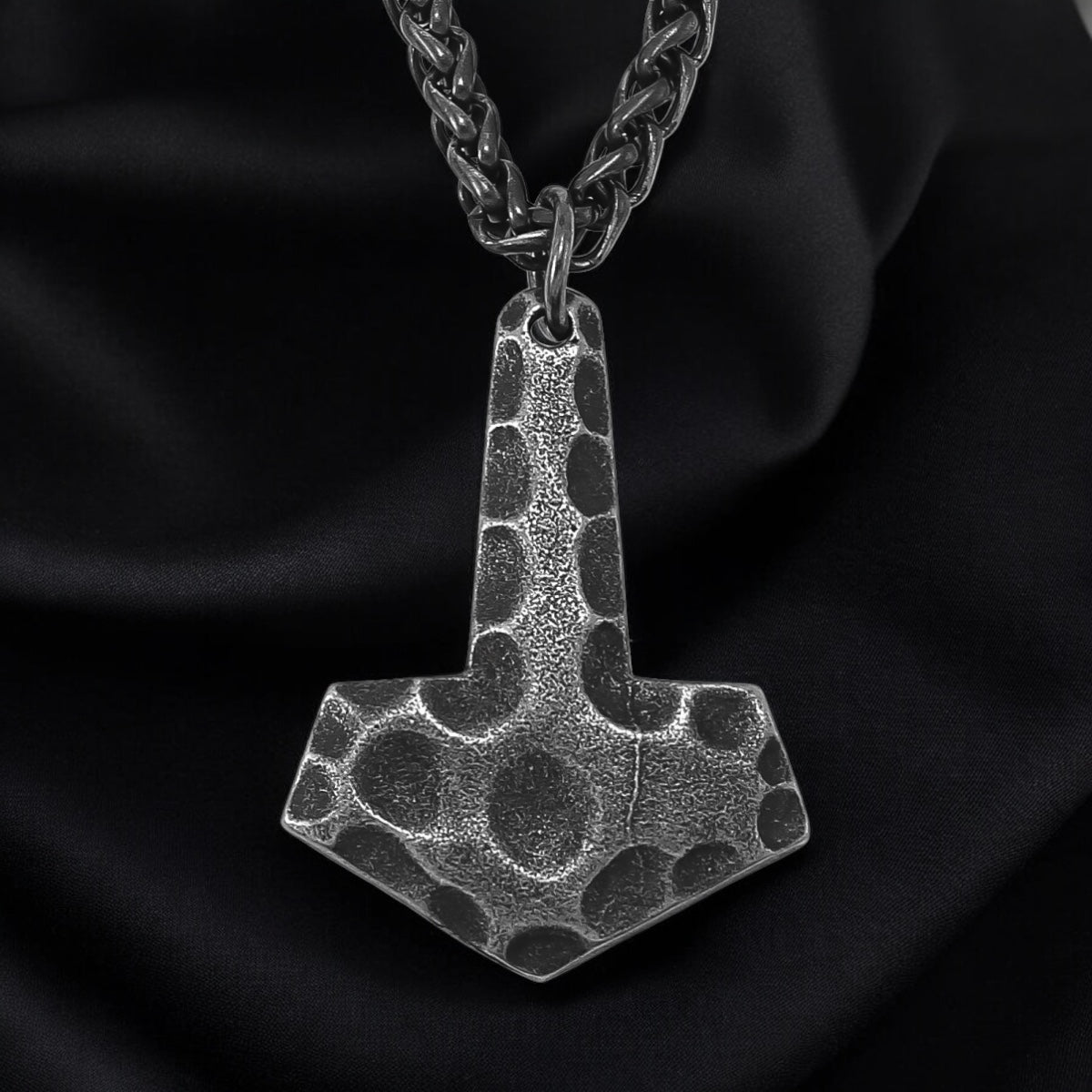 Necklace Mjölner Antique 2025