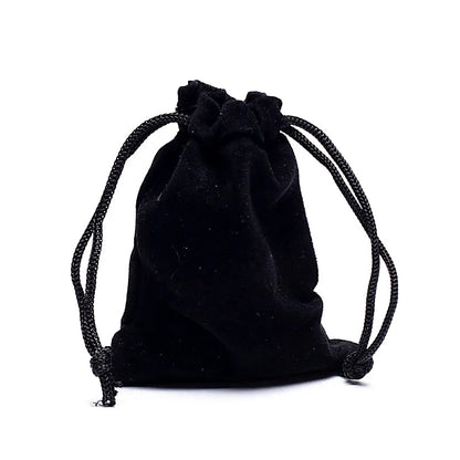 Necklace leather with carabiner lock black